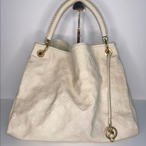 ❌SOLD❌($1900) Louis Vuitton artsy